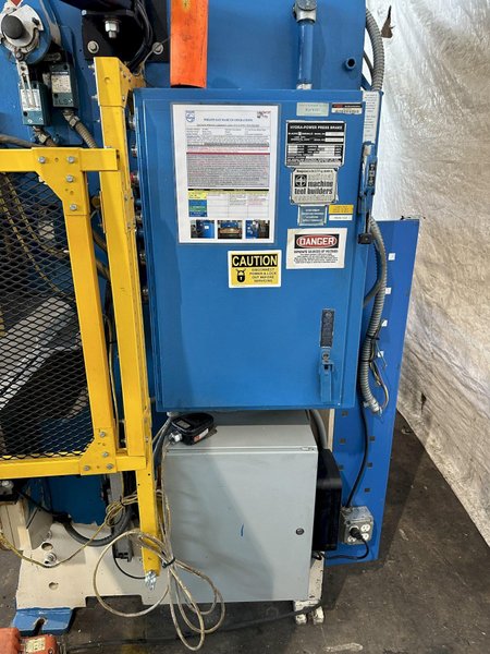 55 TON X 8' DI-ACRO 55-8 HYDRA-POWER PRESS BRAKE W/ AUTOMEC PC-800 CONTROLLER. STOCK # 0951523