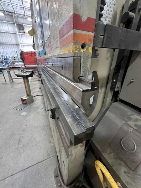2005 Accurpress 713012 CNC Hydraulic Press Brake (#5376)