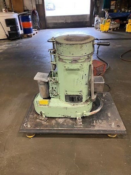 New Holland Model K23 Spin Dryer