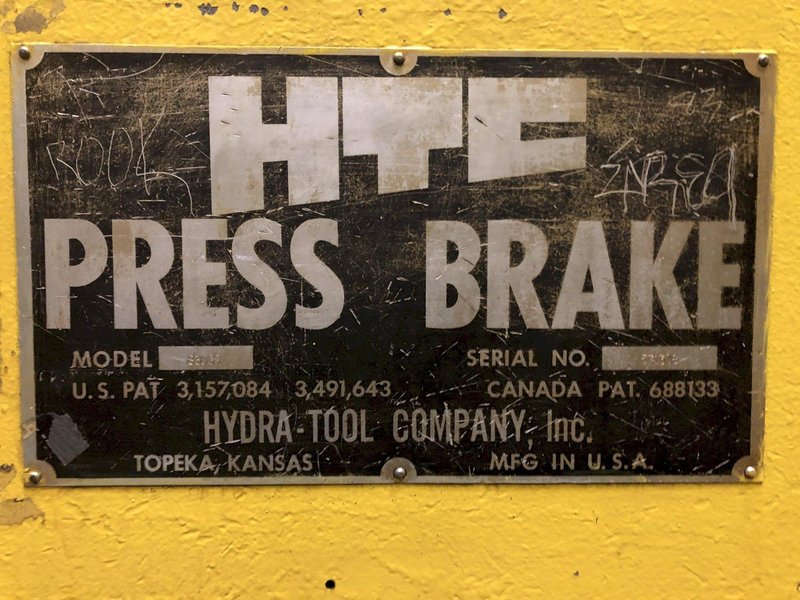 30 TON X 10' HTC MODEL #830GS HYDRAULIC PRESS FLANGED BED PUNCH BRAKE: STOCK 16953