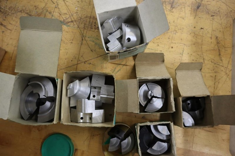 Hardinge 5C Collets, Emergency, and Expanding Collet Pads- Auction Item