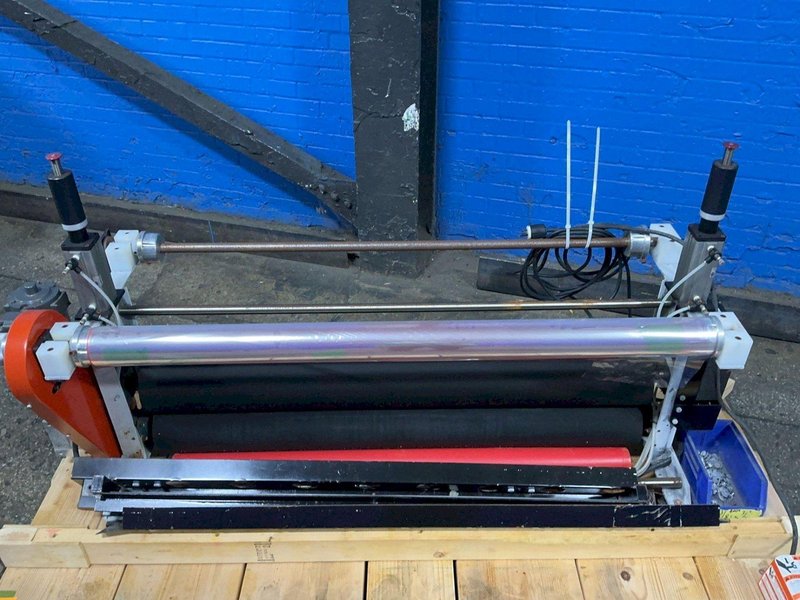 CONTECH 52”, 90 PSI ROLL-TO-ROLL LAMINATOR  -  GL-48