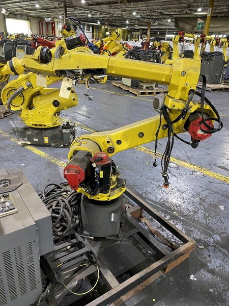 FANUC – ArcMate 120iC/12L w/ R-30iB PARTS ONLY