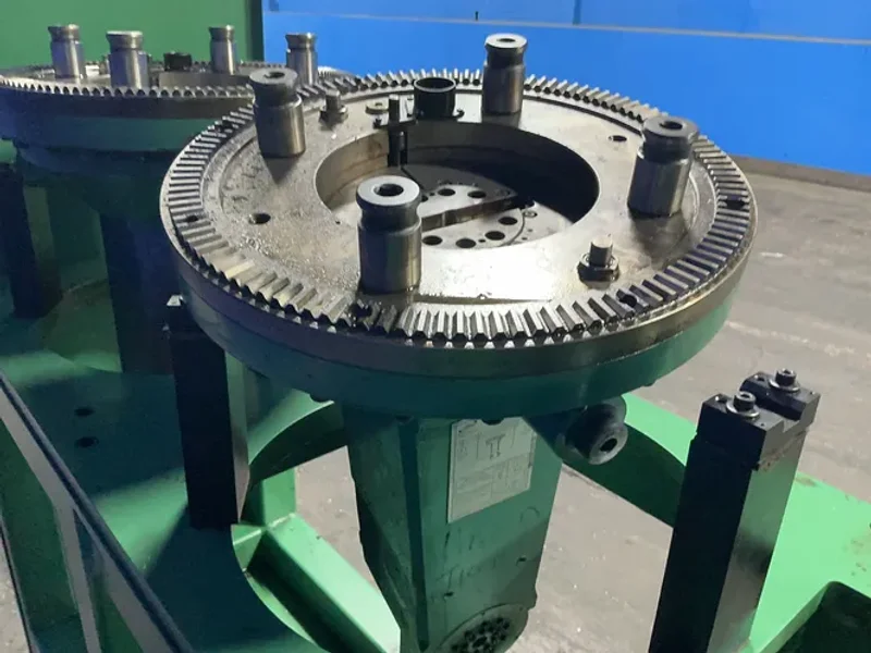 DORRIES SCHARMANN 4 MACHINE HEADS MILLING MACHINE