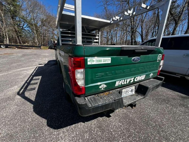 Ford F-250 Super Duty Pickup Truck, 2022 – 4×4, Crew Cab, Heavy-Duty Work Truck