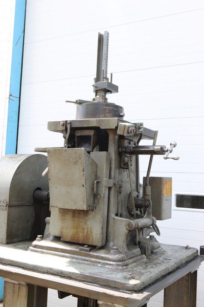 3&#039; X 24&#039; MITTS &amp; MERRILL MODEL #5 KEYSEATER: STOCK #70537