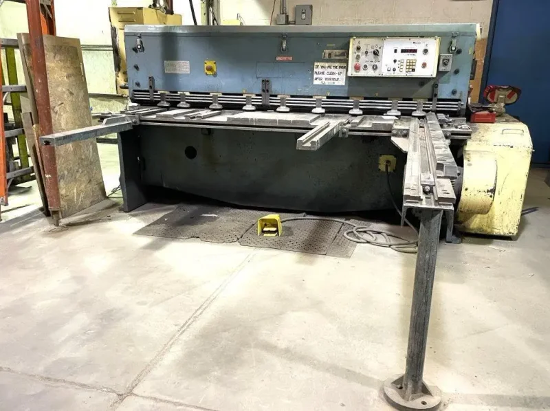 1986 AMADA M-2060 | Shears, Power Squaring (In)