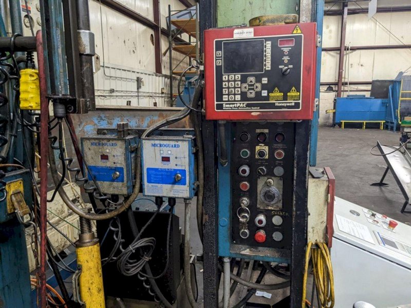 600 ton Niagara SC2-600-96-60 Used Straight Side Mechanical Metal Stamping Press For Sale, Year 1986