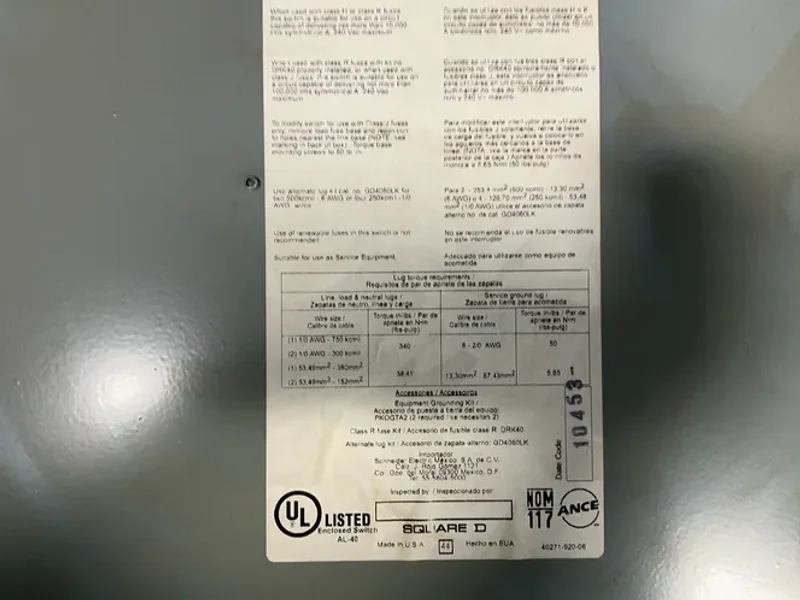 SQUARE D 400 A / 240 V GENERAL DUTY FUSIBLE SAFETY SWITCH  -  D325N