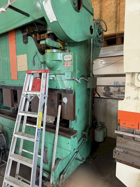 CHICAGO DREIS &amp; KRUMP 410-D Mechanical Press Brake - 10 ft Capacity