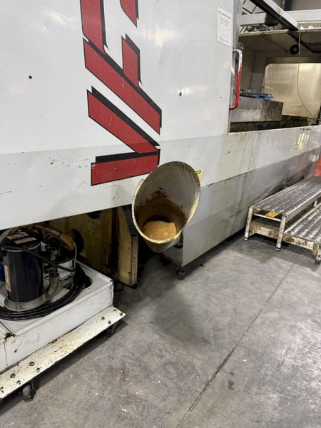 HAAS VF-10 VERTICAL MACHINING CENTER. STOCK # 0325526