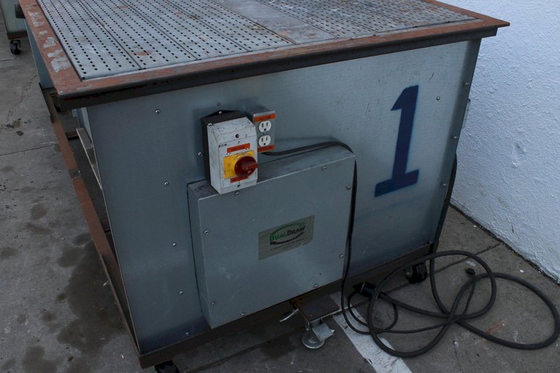 4&#039; X 8&#039; DOWNDRAFT TABLE: STOCK #76694