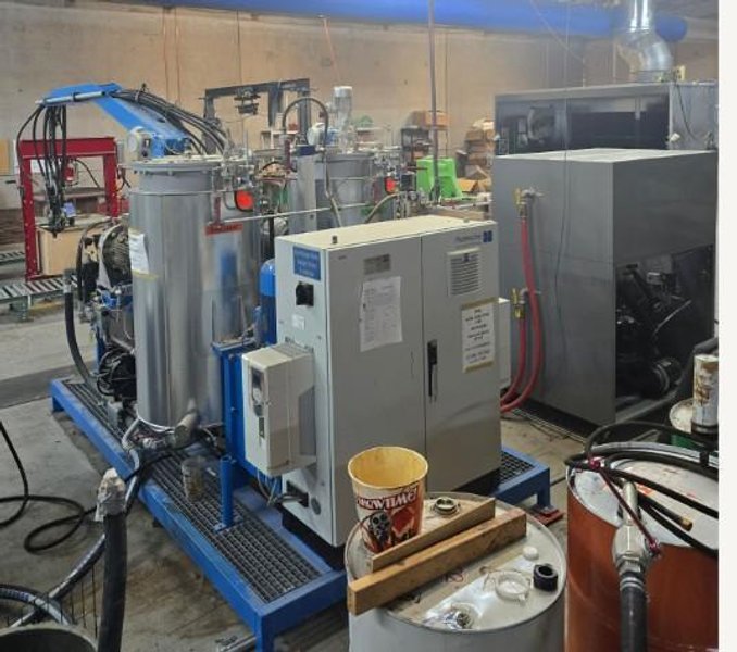 Hennecke HIGHLINE 650 Polyurethane Metering &amp; Mixing System with MT 18-2 Mixhead, 2016