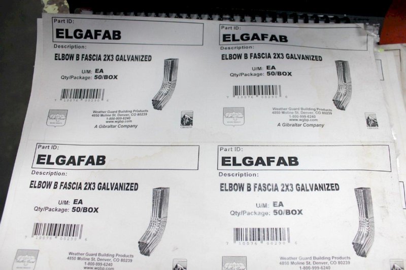 3" x 2" HYDRAULIC OFFSET GUTTER ELBOW CRIMPING MACHINE: STOCK #15100