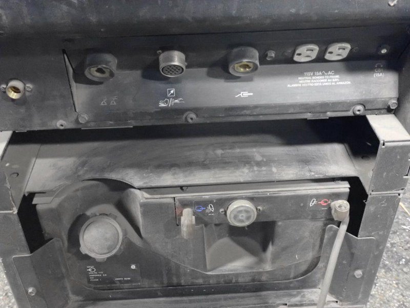 MILLER ELECTRIC 400 AMPS WELDER  -  SYNCROWAVE 350 LX