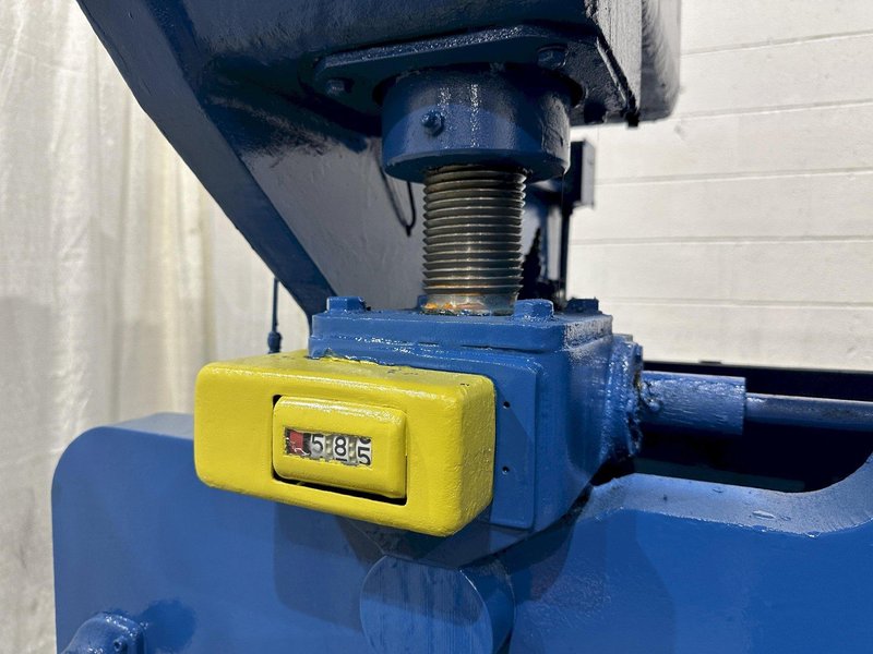 90 TON X 8' DREIS &amp; KRUMP MECHANICAL PRESS BRAKE: STOCK #77231