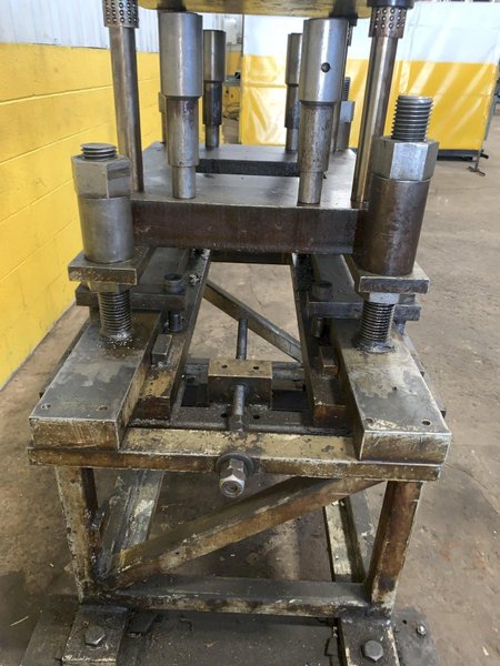 12 TON AIRAM 4-POST DUAL VALVE CUTOFF PRESS: STOCK #13723