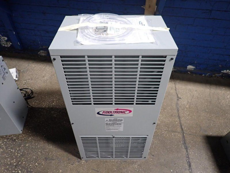 KOOLTRONIC AIR CONDITIONER  -  KNA4C5DP33L