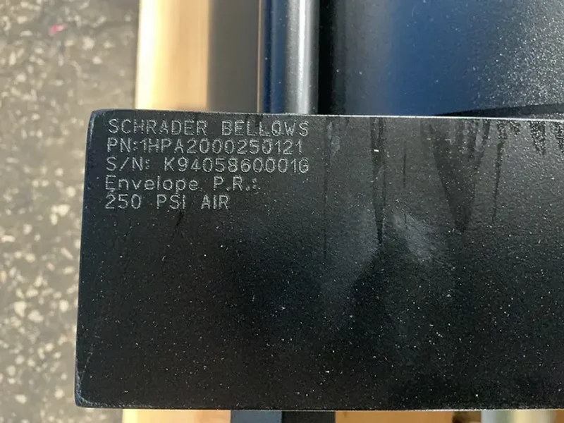 SCHRADER BELLOWS 250 PSI PNEUMATIC CYLINDER  -  PAM158441 24.750