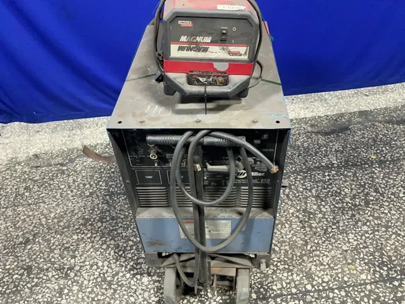 Miller  Welder W/ Cooler - Syncrowave 250