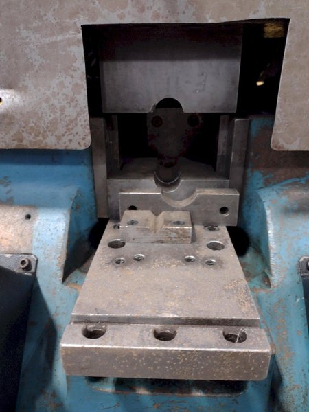 1&quot; TORRINGTON VAIL MODEL #322 2 DIE HYDRAULIC TUBE END FORMER: STOCK #16471