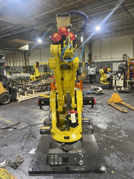 FANUC – M-900iB/360 w/ R-30iB PLUS Controls &amp; Leoni Dress Pack NEW