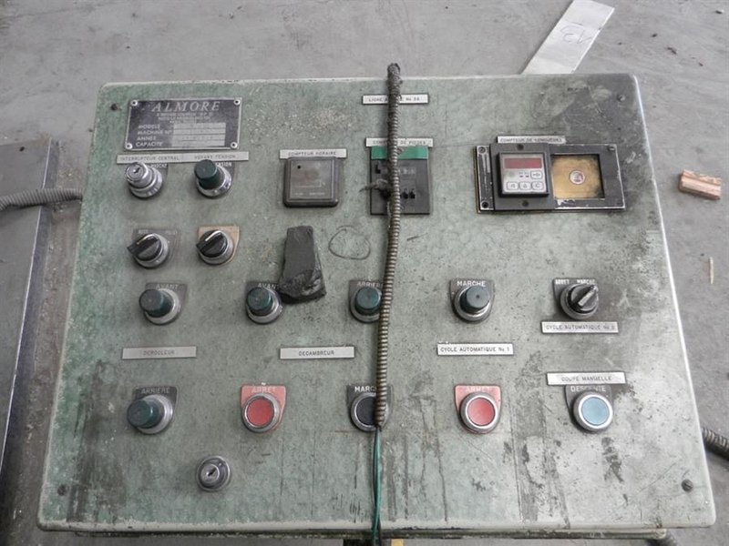 Almore - 1550 x 2 mm CNC