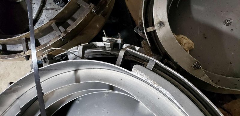 24″ CCW Feeder Bowl