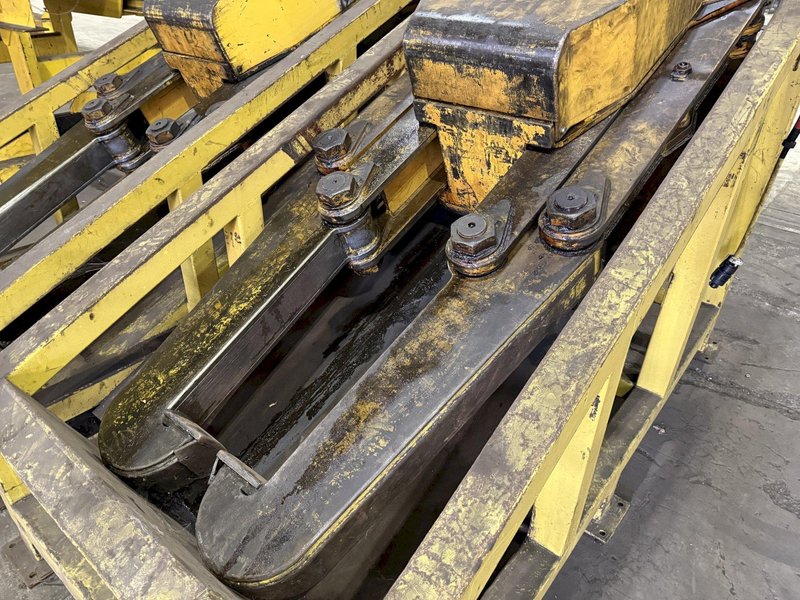 40 TON (80,000 LBS) BRADLEY ADJUSTABLE TELESCOPING COIL LIFTING GRAB TONGS: STOCK #23557