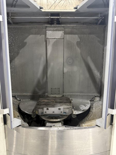 Used 2013 Makino a61nx CNC Horizontal Machining Center For Sale