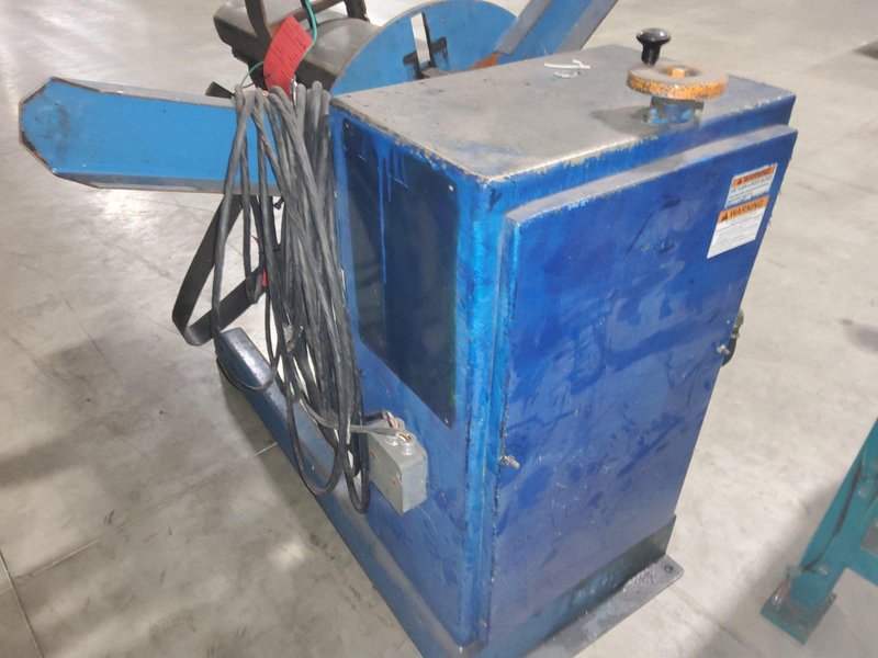 2,500 LBS LITTELL MODEL #60 UNCOILER COIL REEL: YOBRO #24497