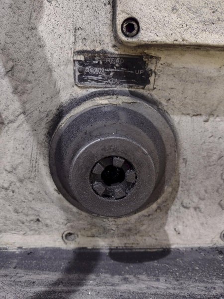 36&quot; X 10 HP KEARNEY &amp; TRECKER MODEL #1536A HORIZONTAL SIMPLEX MILL: STOCK #20256