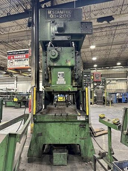 200 TON STAMTEC MODEL #G1-200 (NEW 2000) GAP FRAME PRESS