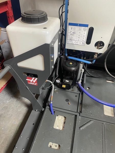 Haas UMC-750SS Universal Machining Center, 2023 – 70 Tool SMTC, TSC, Programmable Coolant, Chip Conveyor, High Pressure Coolant