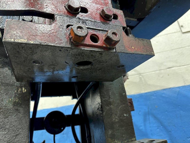 19&quot; X 84&quot; LEBLOND MAKINO ENGINE LATHE: STOCK #74768: STOCK #77809