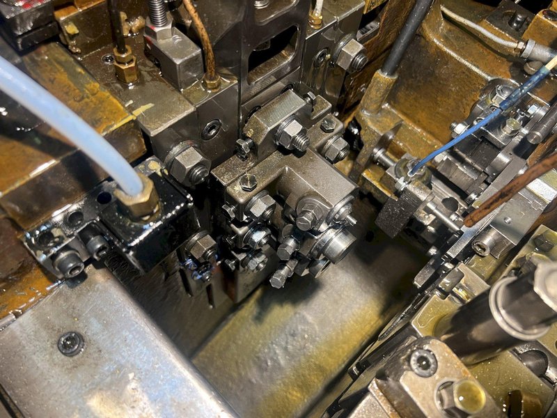 Nakashimada Model NP-40 Two Die Three Blow Cold Header