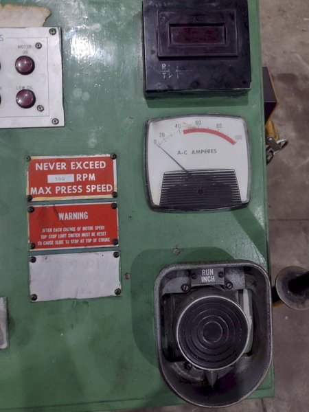 75 TON X 42" X 24" L&amp;J MODEL #EM275 HIGH SPEED STRAIGHT SIDE STAMPING PRESS, 2.5" STROKE: STOCK #23627