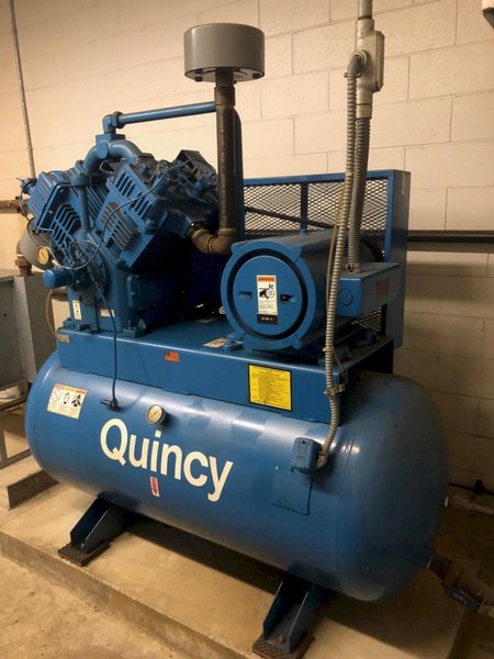 25 HP QUINCY AIR COMPRESSOR