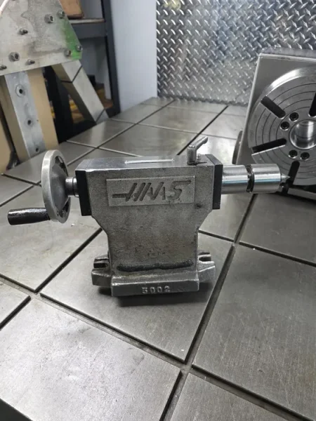 HAAS HRT-210 8.3” CNC Rotary Table 4th Axis Type &amp; 6" Tailstock USA #8129