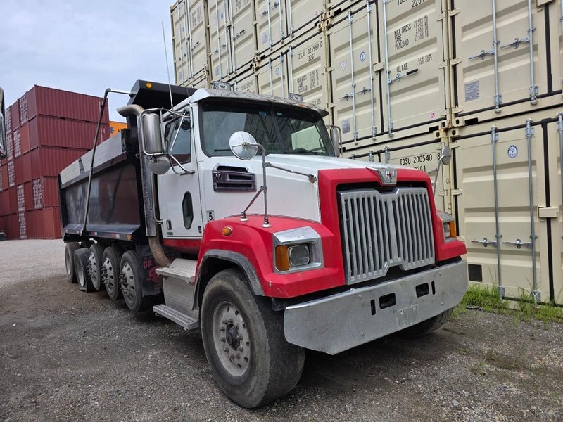 Western Star 4700 Dump Truck, 2016 – Detroit Diesel, Heavy-Duty Class 8 Vocational Dump w/ Steel Dump Body