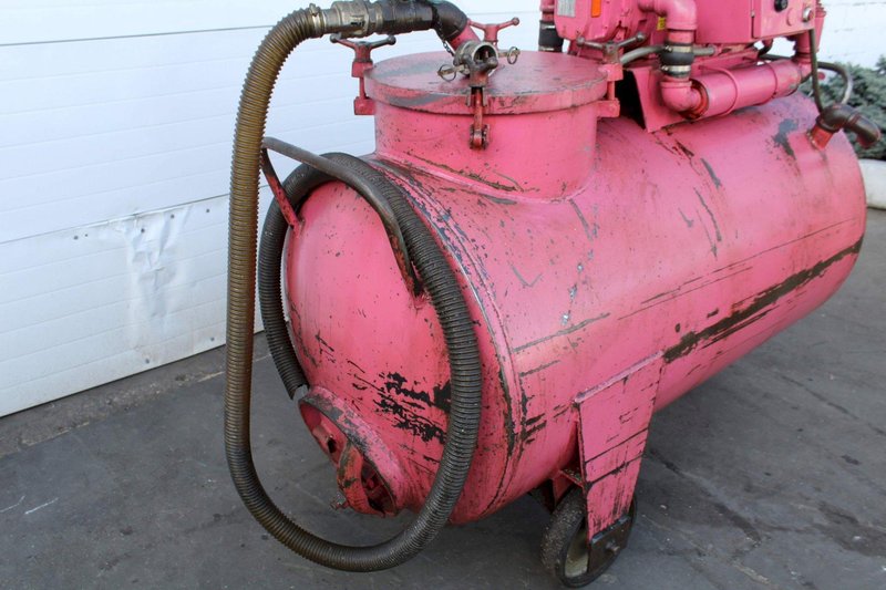250 GALLON  CINCINNATI MILACRON SUMP SUCKER: STOCK #71714