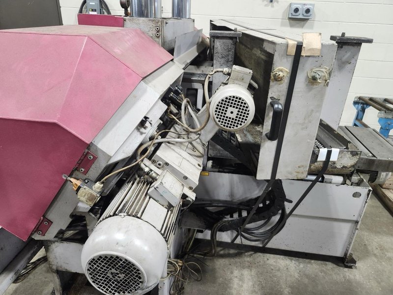 14” x 14” Behringer HBP 360A Automatic Horizontal Band Saw, 2008