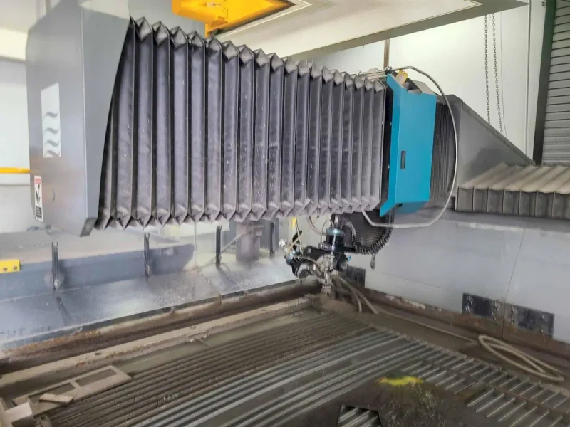 2011 FLOW MACH 4 2513B | Waterjet Cutters