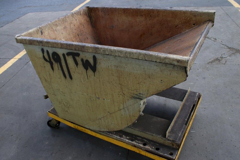 WRIGHT 1/3 YARD SELF DUMPING  HOPPER: STOCK #75459