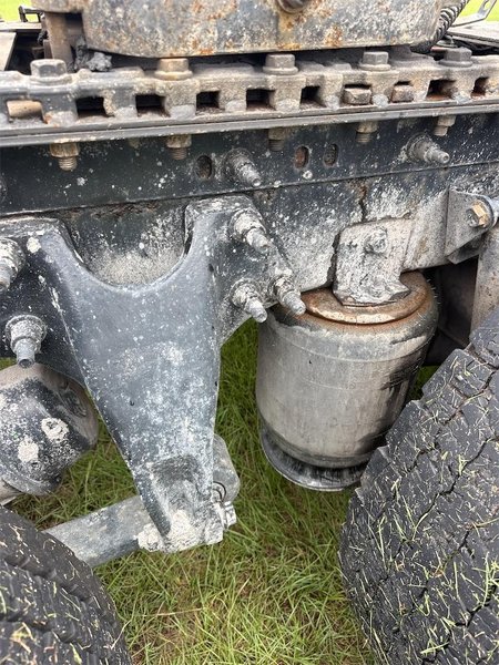 2019 International LT625 3HSDZAPR0KN125888