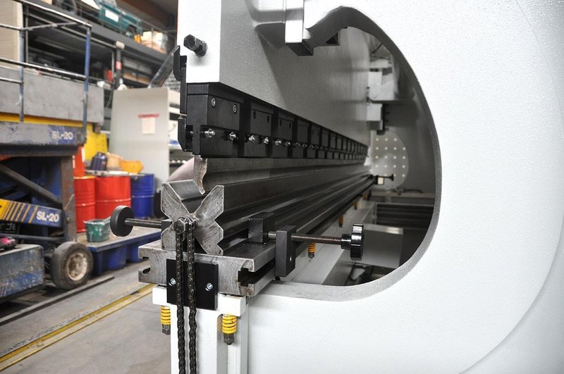 Ermak - Eco-Bend 200 ton x 3600 mm CNC