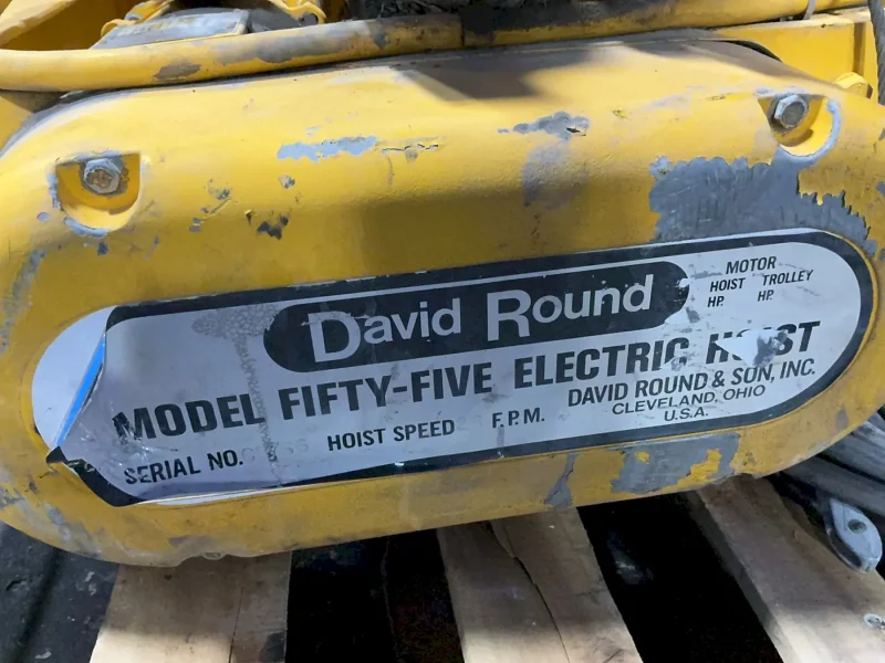DAVID ROUND 1 TON ELECTRIC WIRE ROPE HOIST   -  55