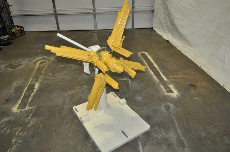 1000 LB x 12&quot; Cooper Weymouth Peterson Uncoiler