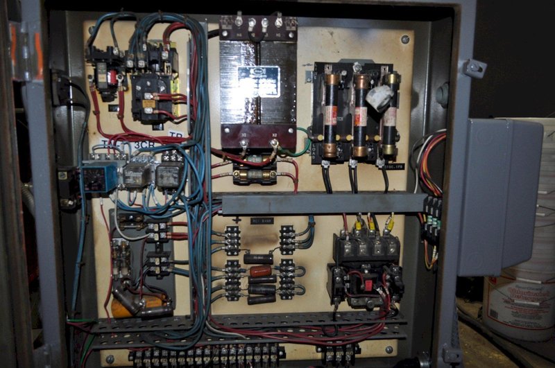 25 Ton Tishken Cut Off Press