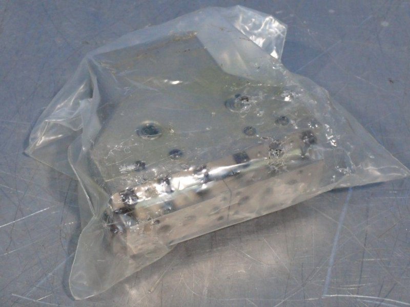 PARKER 100 PSI MANIFOLD BLOCK   -  P5G-HP-40PM